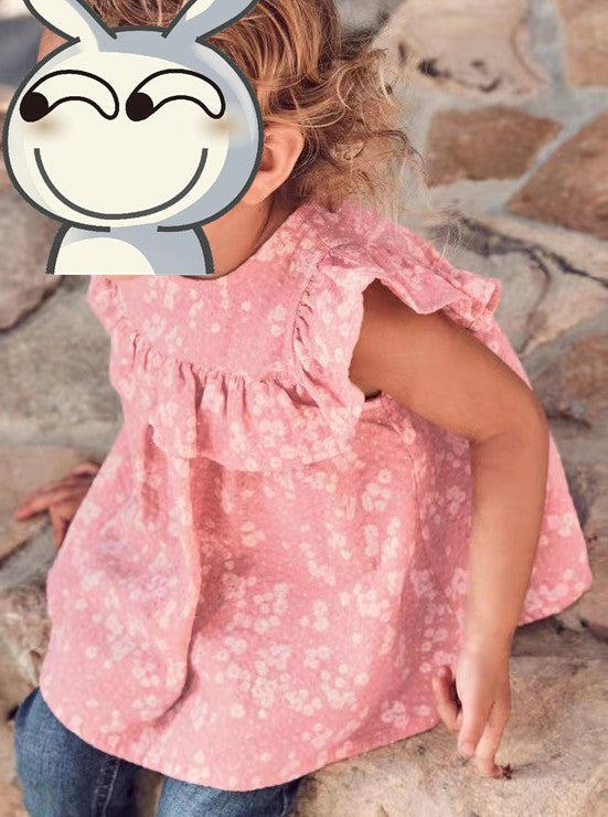 Little girl's cute dress